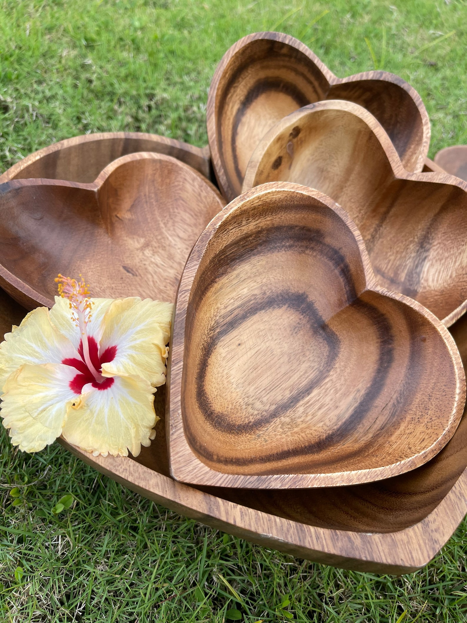 4415898690-img-2 Acacia Wood Set of 8 | Heart design | Mother bowl with 5 servers and utensils | Handmade bowls | Salad Bowl | Pasta Bowl | Serving Bowl