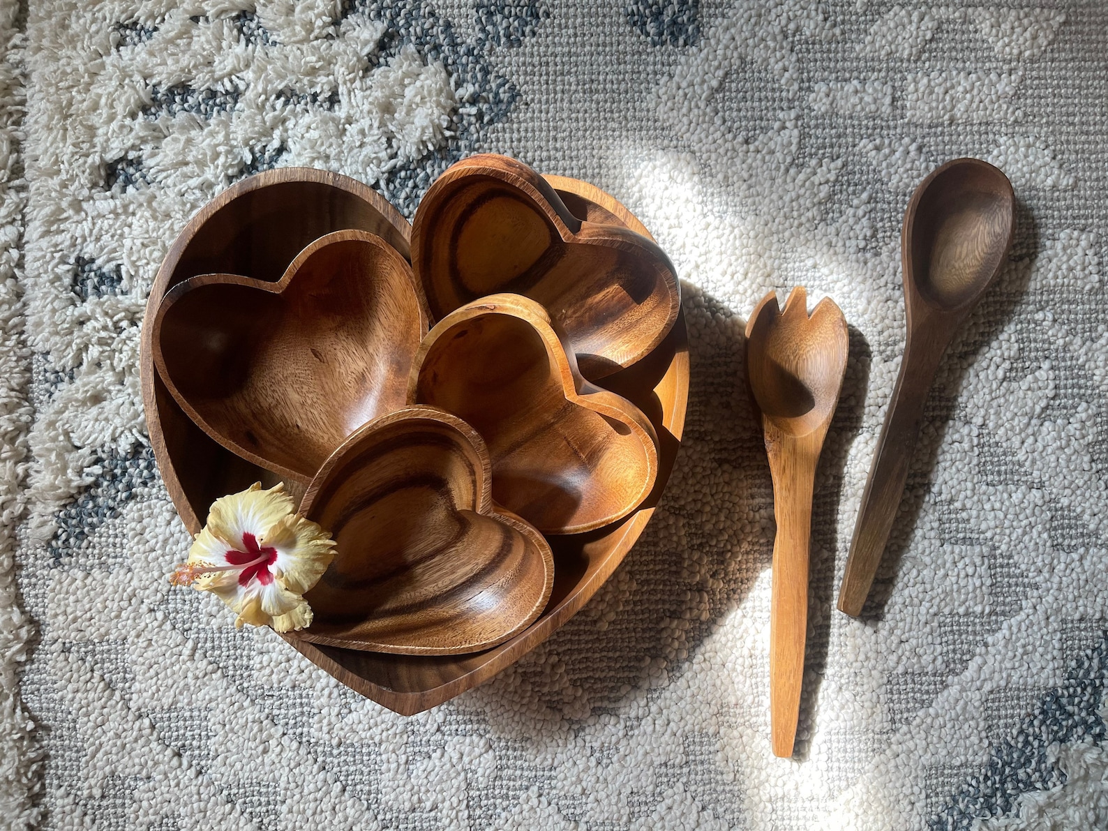 4415898690-img-1 Acacia Wood Set of 8 | Heart design | Mother bowl with 5 servers and utensils | Handmade bowls | Salad Bowl | Pasta Bowl | Serving Bowl
