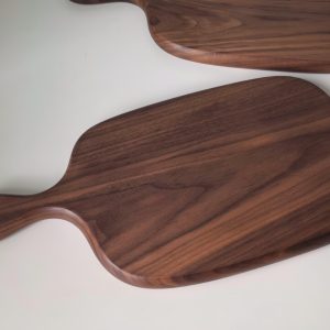 Solid Walnut Wood Cutting Board – Handcrafted Serving Board with Handle, Smooth Hand-Finished Grain, Chopping Board or Serving Tray