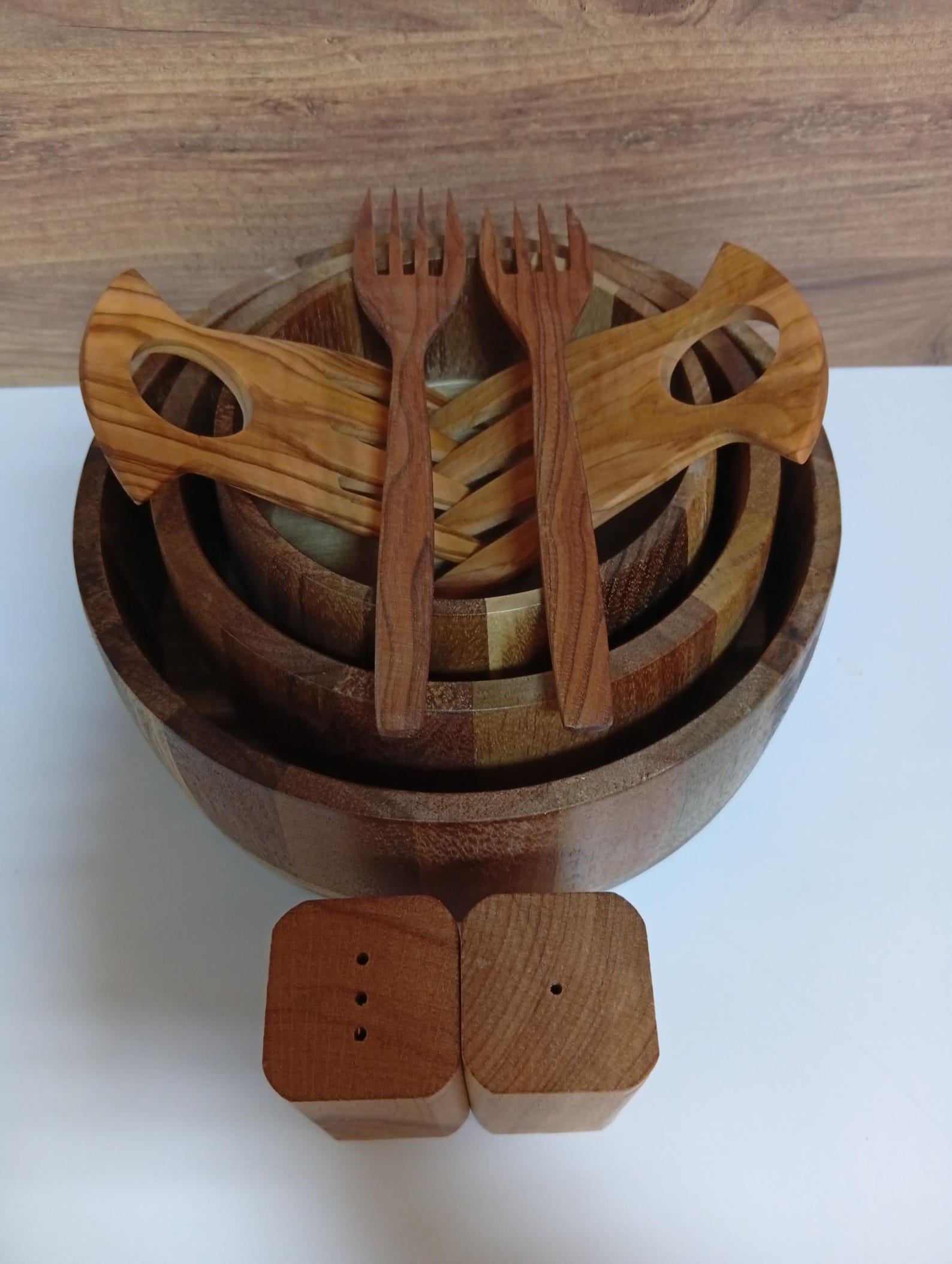 4483580589-img-2 Acacia Wood Salad Bowl Set, Olive Wood Servers, Magnetic Shakers, 7-Piece Rustic Kitchen